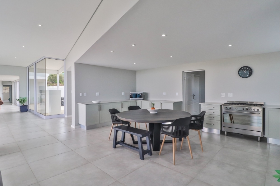 4 Bedroom Property for Sale in Moquini Coastal Estate Western Cape